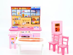 Cocinita Con Accesorios Para Muñeca
