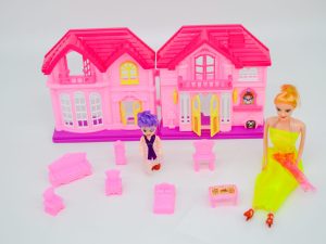 Casa Para Muñecas, Con Muñecos Y Muebles